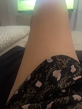 Snapshot of luna_14 chatting on September 18, 9:41 am luna 14 online show from September 18, 9:41 am