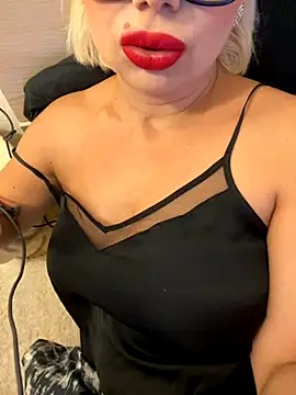 Snapshot of luna_14 chatting on September 27, 6:59 pm luna 14 online show from September 27, 6:59 pm