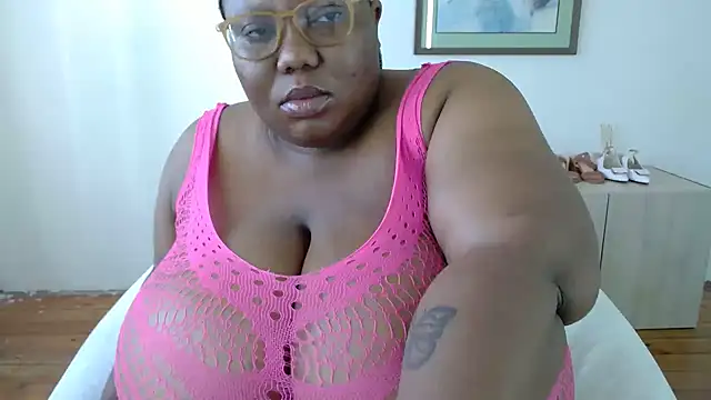 DAIRYBELLELIZxx online show from October 25, 5:48 am