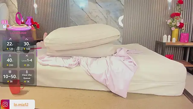 julietha taylor online show from March 6, 7:36 am