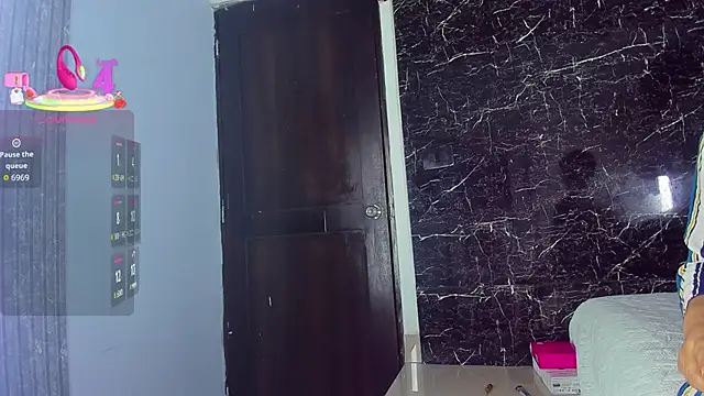 Yaya    11 online show from November 15, 4:35 am