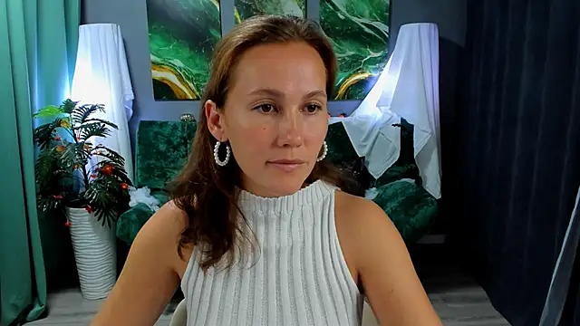 MichelleOrtis online show from November 1, 4:44 pm