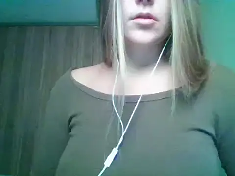 Evasapples online show from September 19, 7:46 pm