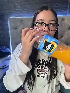 Paloma  LS online show from January 15, 7:09 pm