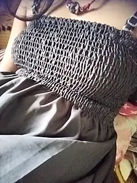 aadhini01 online show from November 27, 5:32 am