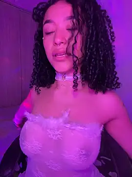 Crystal Dluna online show from September 26, 4:48 pm