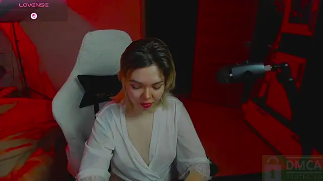 whoa-hoa-hoa-hoa-hoa online show from February 10, 4:04 am