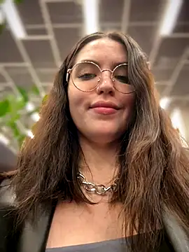 meow girl online show from November 8, 3:17 pm