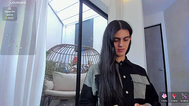 Venusflame   online show from November 8, 12:43 pm