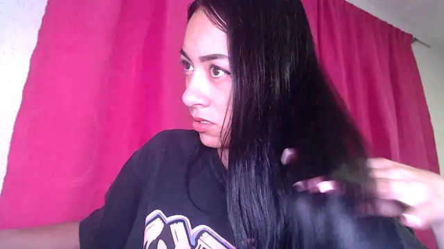 Little aphrodite online show from December 21, 4:39 am