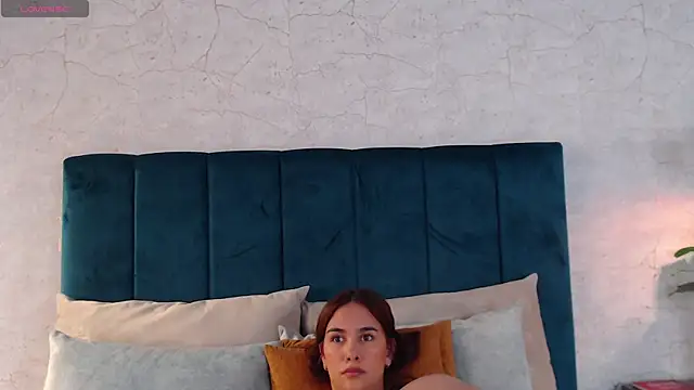 AdeleAndersonn online show from November 21, 10:01 pm