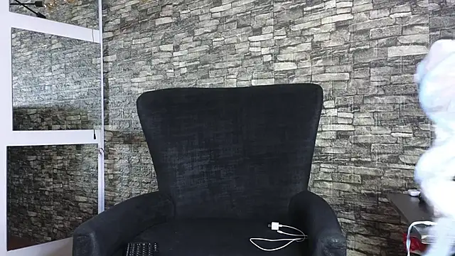 carolayrosse online show from September 15, 7:21 pm