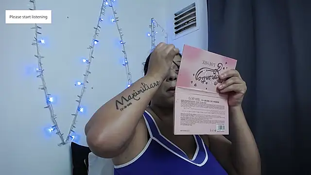 Nicol Love0 online show from October 31, 12:20 pm