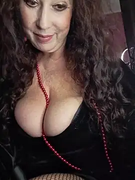 GypsyEsmeralda online show from December 21, 11:25 am