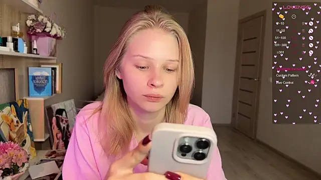 lisa barbie online show from November 28, 8:50 am