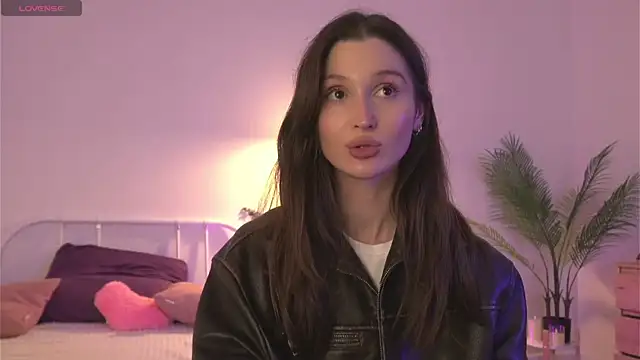 Snapshot of tender_babyy chatting on September 16, 4:48 pm tender babyy online show from September 16, 4:48 pm