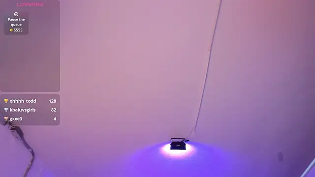 Amy Kiitty  online show from November 23, 2:41 pm