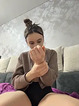 viviandaimond1 online show from December 19, 11:08 pm