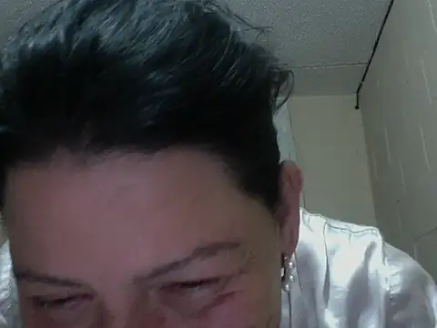 straichathot 08 online show from December 20, 1:31 am