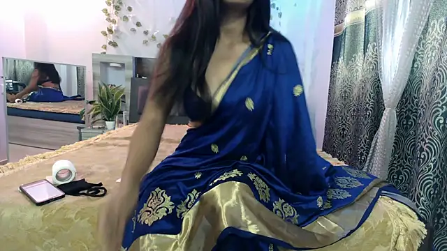 beautiful bellaa online show from June 3, 3:40 am