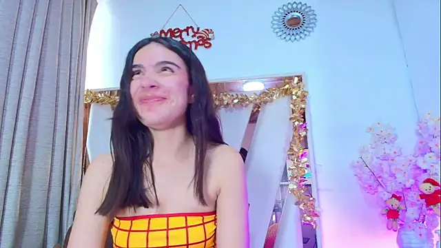 dafne queenn online show from December 20, 1:37 pm