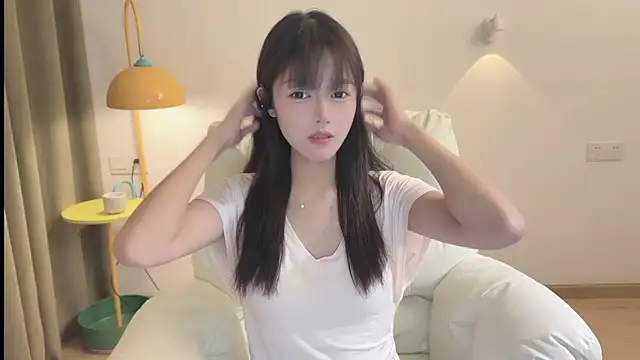 xiaodaibabyy online show from September 12, 12:56 pm