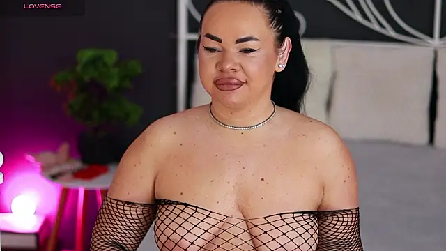 MissLilaa online show from February 20, 9:11 am