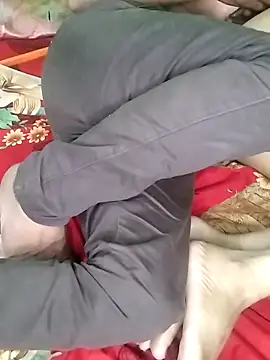 RADHAHO online show from November 3, 9:52 pm