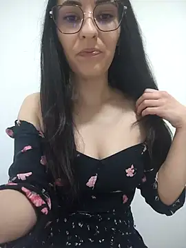 saidaskye online show from April 3, 7:12 pm