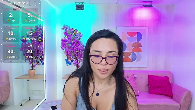 Tiara rr online show from November 11, 7:33 pm