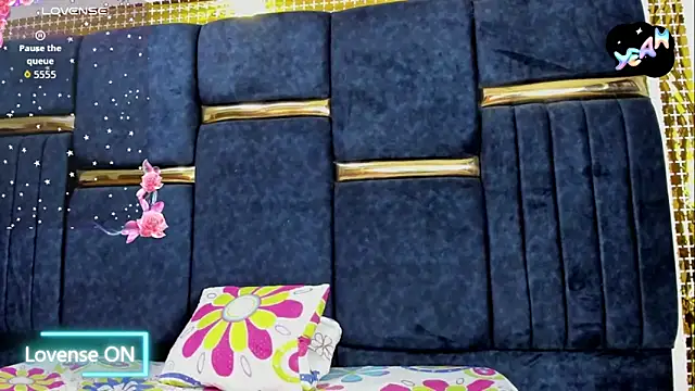 skaysanchez1 online show from November 5, 7:52 pm