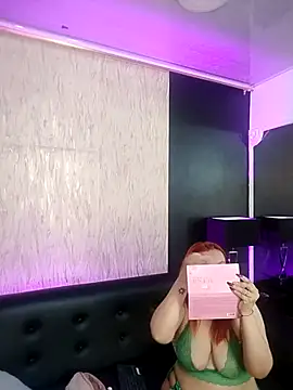 RoxieJackson online show from October 14, 11:46 am