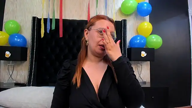 RoxieJackson online show from September 26, 2:47 pm