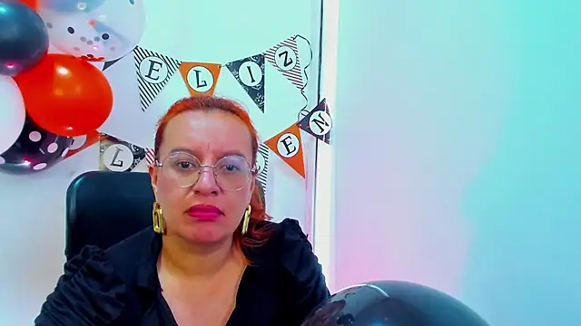 RoxieJackson online show from October 29, 2:42 pm