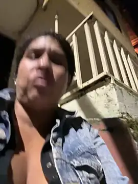 siri duque online show from October 10, 11:53 pm