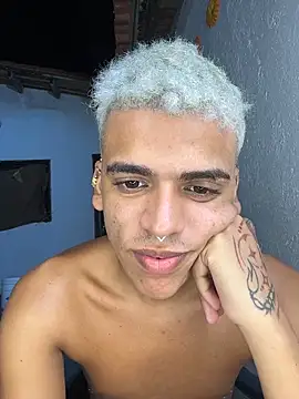 Leo bunny hot online show from April 14, 3:28 am