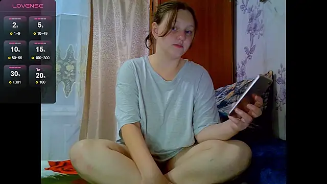 Snapshot of Aria__Dark chatting on September 25, 8:17 pm Aria Dark online show from September 25, 8:17 pm