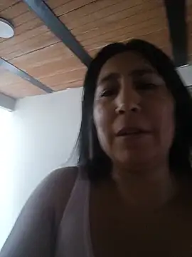 Megan jennerr online show from July 12, 5:25 pm