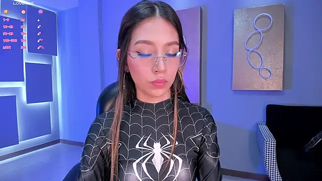 TaraLawrence online show from October 29, 3:33 am