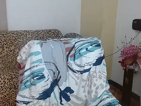  melisaa  online show from December 18, 7:29 pm