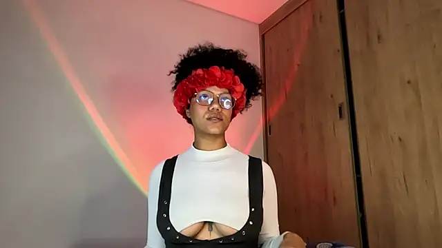 Ale xandra online show from May 29, 2:09 am