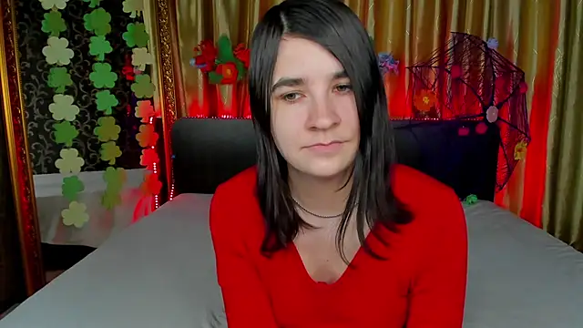  Polly Love  online show from March 20, 7:35 am