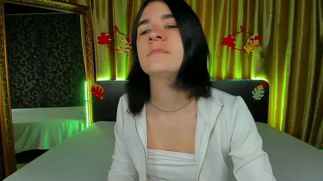 Snapshot of _Polly_Love_ chatting on October 20, 6:05 am Polly Love online show from October 20, 6:05 am