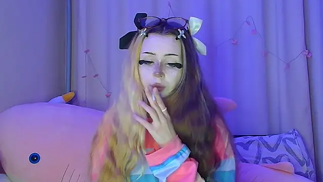 suemeow online show from October 13, 11:18 pm