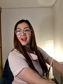 Rachel t  online show from October 28, 7:52 pm