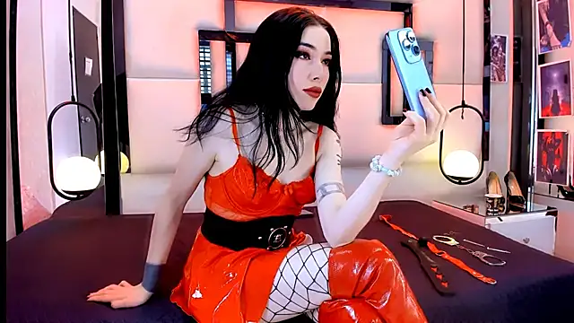 alixxon1 online show from November 6, 3:29 pm