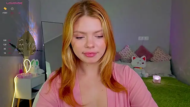 Red  Candy online show from October 7, 1:15 pm