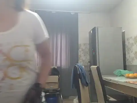 pamela diana online show from December 1, 9:35 am