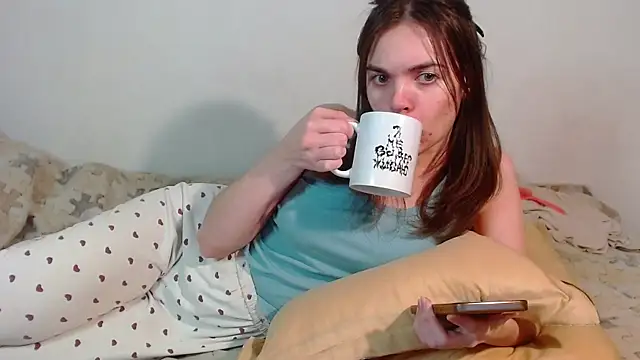 SallyMkn online show from February 15, 5:12 pm