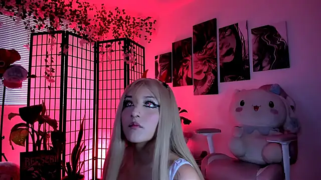 Snapshot of julyana_ chatting on September 18, 3:43 pm julyana online show from September 18, 3:43 pm
